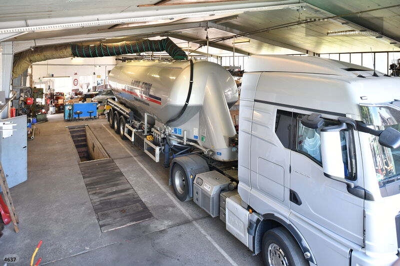 Schüttgüter & Silos